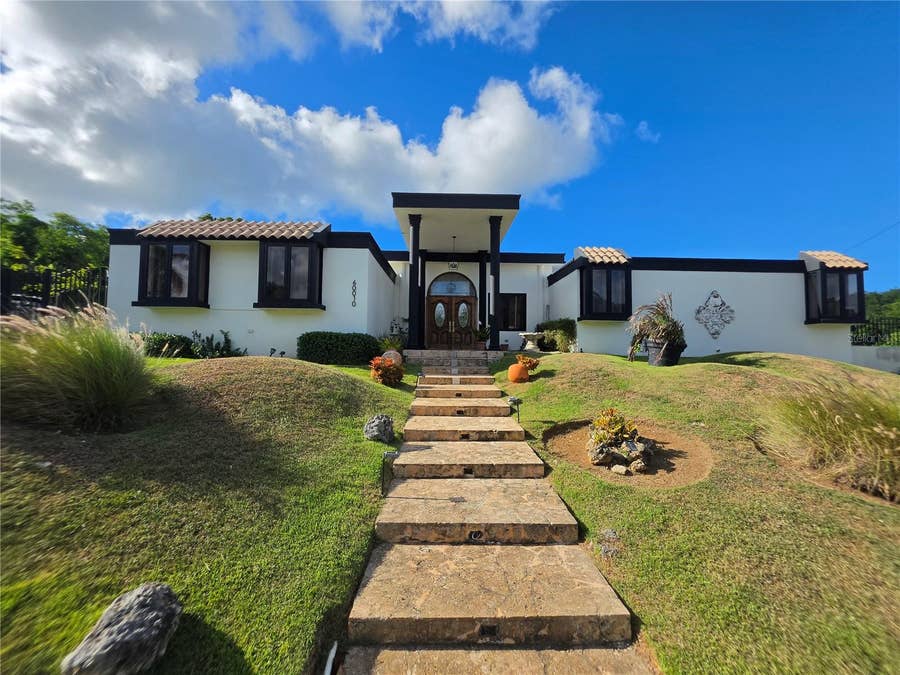 Property photo for 60010 CALLE PINO, URB. BOSQUE DORADO, #60010, Dorado, PR