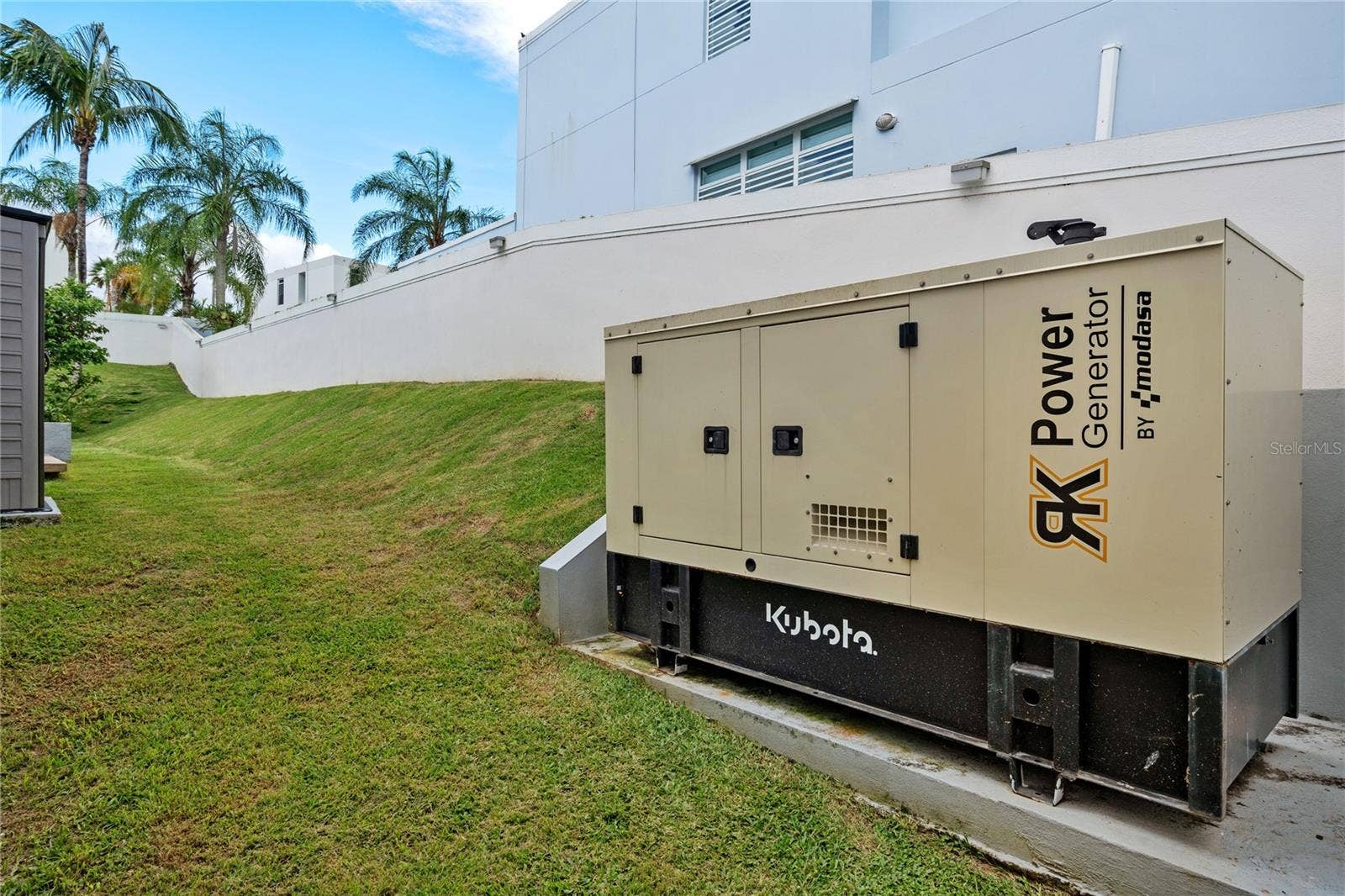 471 ARBOLES DE MONTEHIEDRA, San Juan, PR 00926
