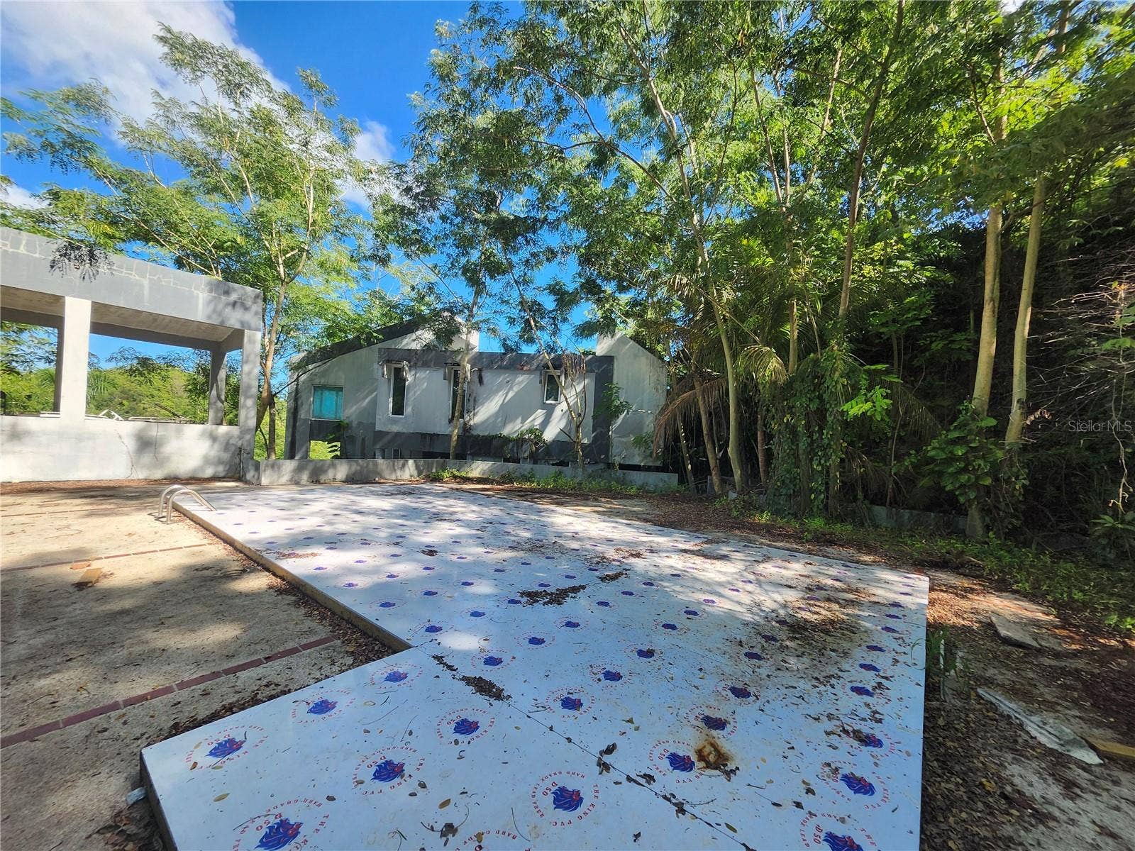 KM 8.6 165 ROAD, Toa Alta, PR 00953 KM 8.6 165 ROAD, Toa Alta, PR 00953