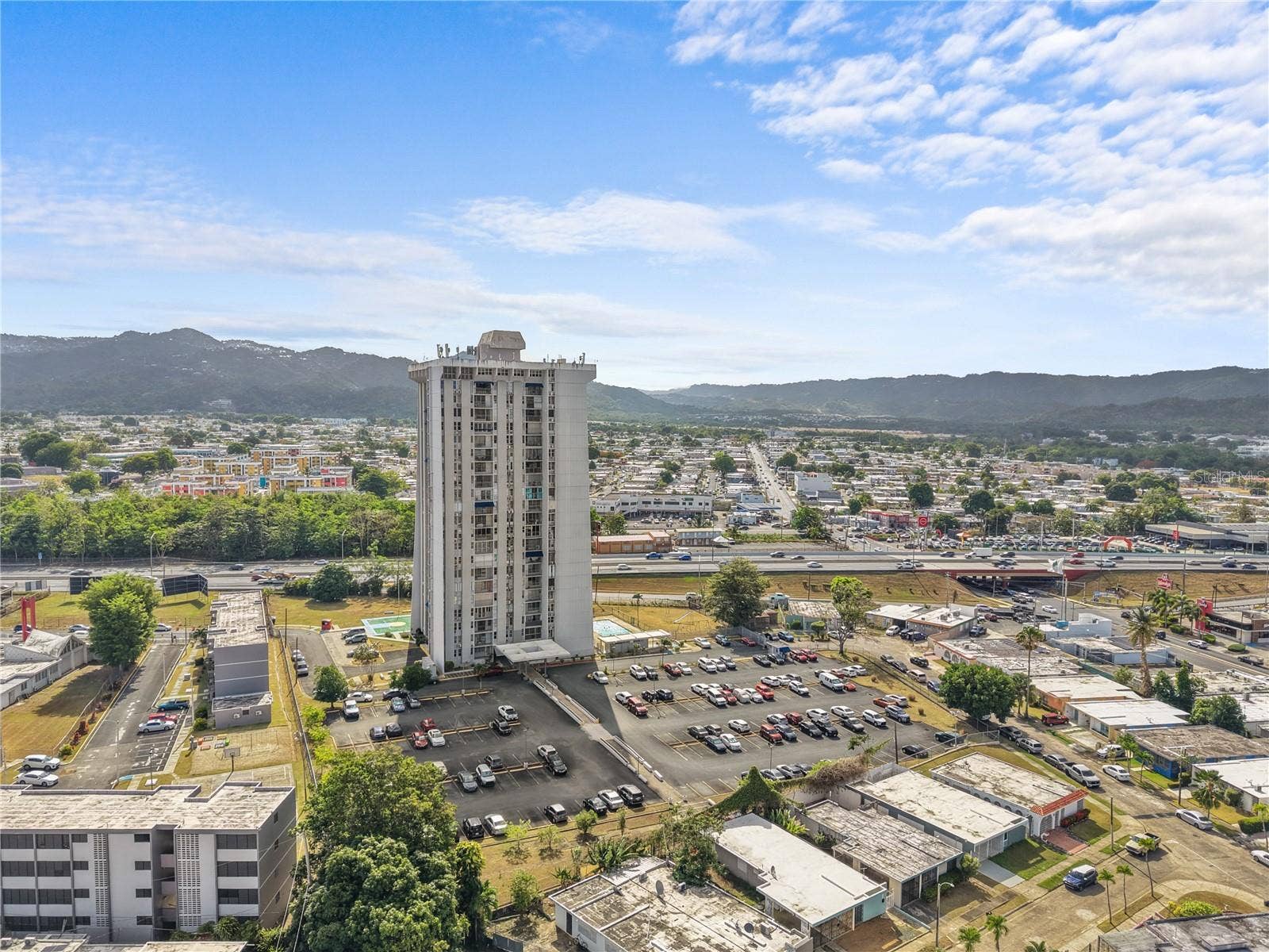 C2 C2, #1601, Caguas, PR 00725