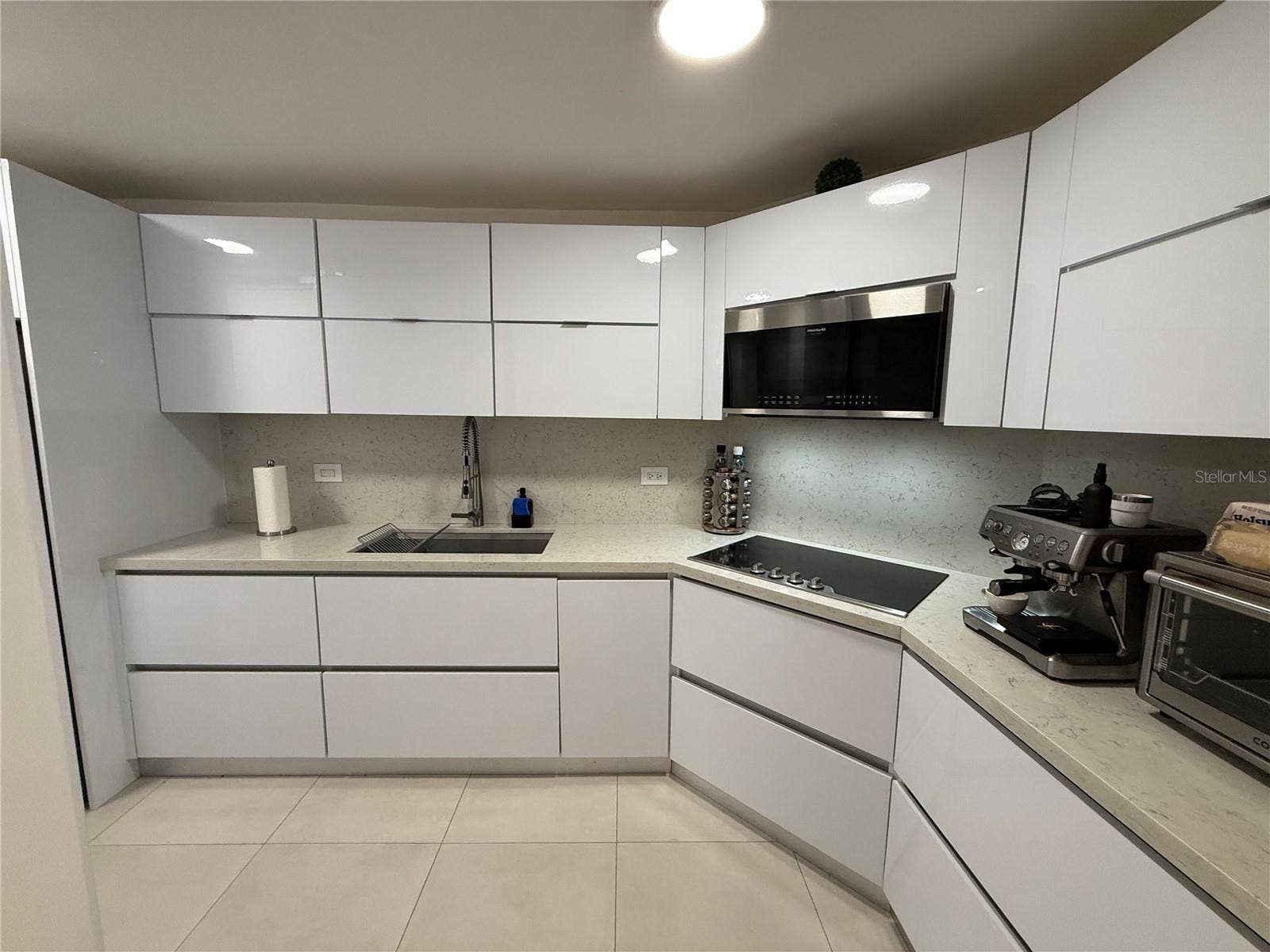 1500 AVENIDA LOS ROMEROS, San Juan, PR 00926 1500 AVENIDA LOS ROMEROS, San Juan, PR 00926