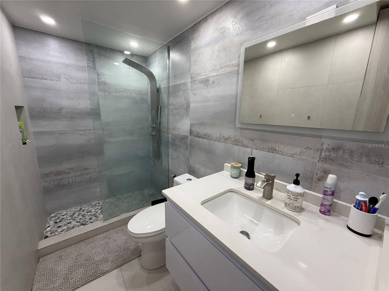 1500 AVENIDA LOS ROMEROS, San Juan, PR 00926 1500 AVENIDA LOS ROMEROS, San Juan, PR 00926