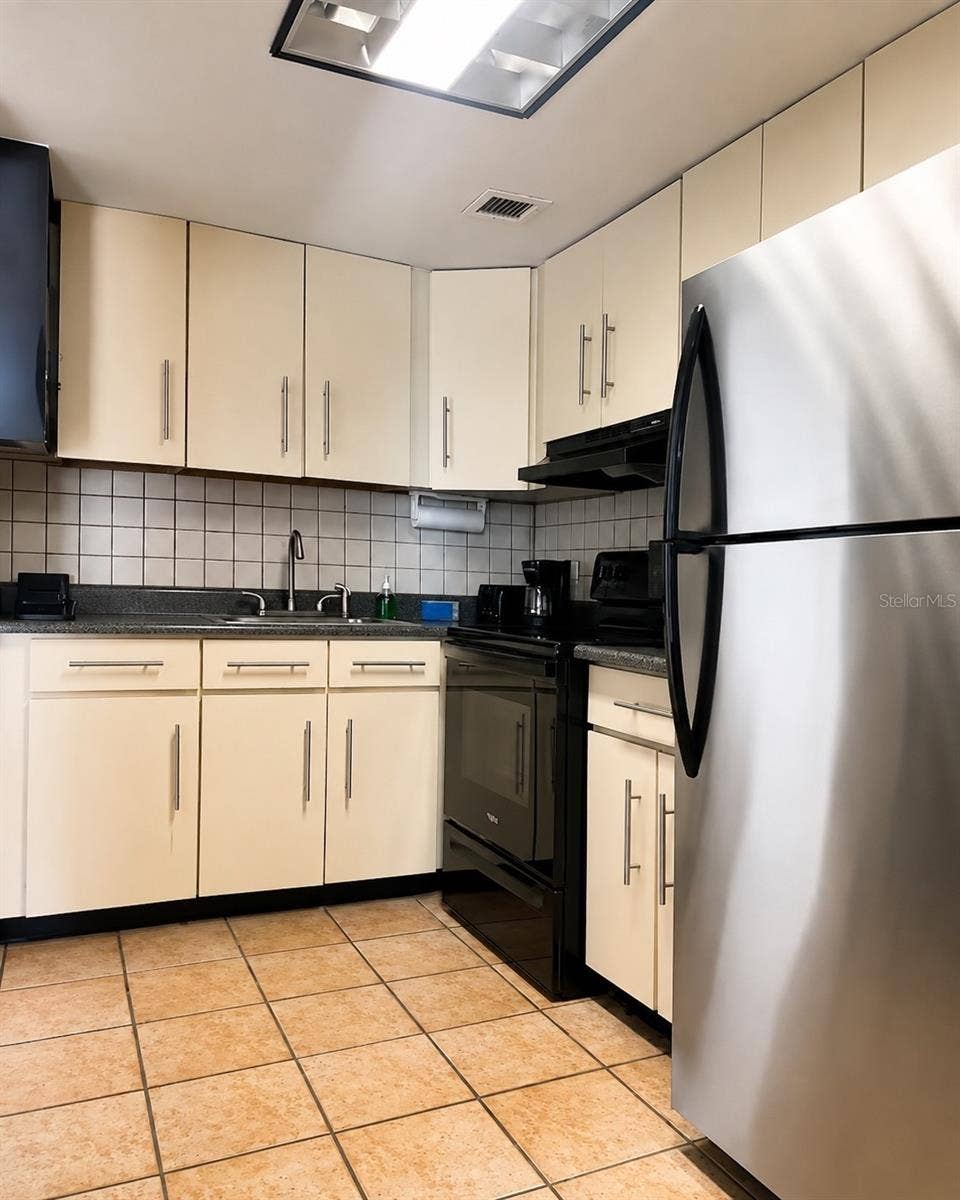 14 MARSEILLES, #12 D, San Juan, PR 00907 14 MARSEILLES, #12 D, San Juan, PR 00907