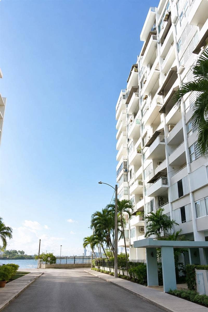 14 MARSEILLES, #12 D, San Juan, PR 00907 14 MARSEILLES, #12 D, San Juan, PR 00907