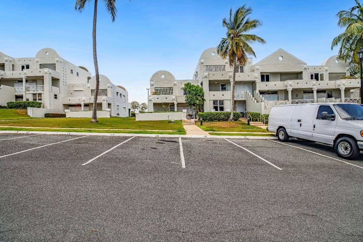 N St. COND. COSTA DORADA I, #L20, Dorado, PR 00646 N St. COND. COSTA DORADA I, #L20, Dorado, PR 00646