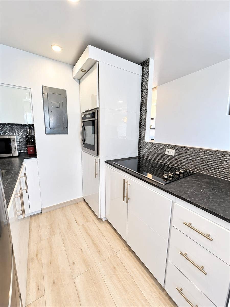 1 CALLE INGA, #8E, San Juan, PR 00913 1 CALLE INGA, #8E, San Juan, PR 00913