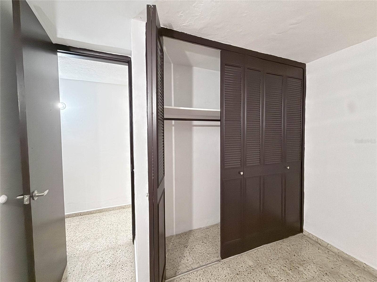 613 URB. VILLA CAROLINA, #241-4, Carolina, PR 00985 613 URB. VILLA CAROLINA, #241-4, Carolina, PR 00985