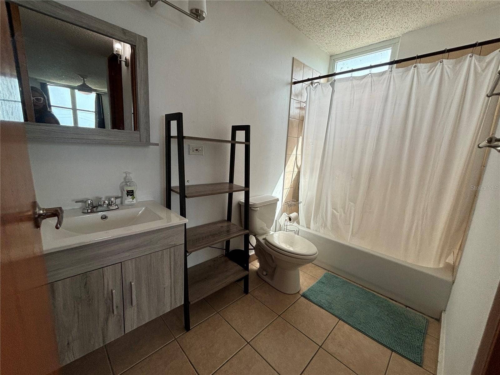 301-C CALLE FRANCISCO CAMACHO, #301, Isabela, PR 00662 301-C CALLE FRANCISCO CAMACHO, #301, Isabela, PR 00662