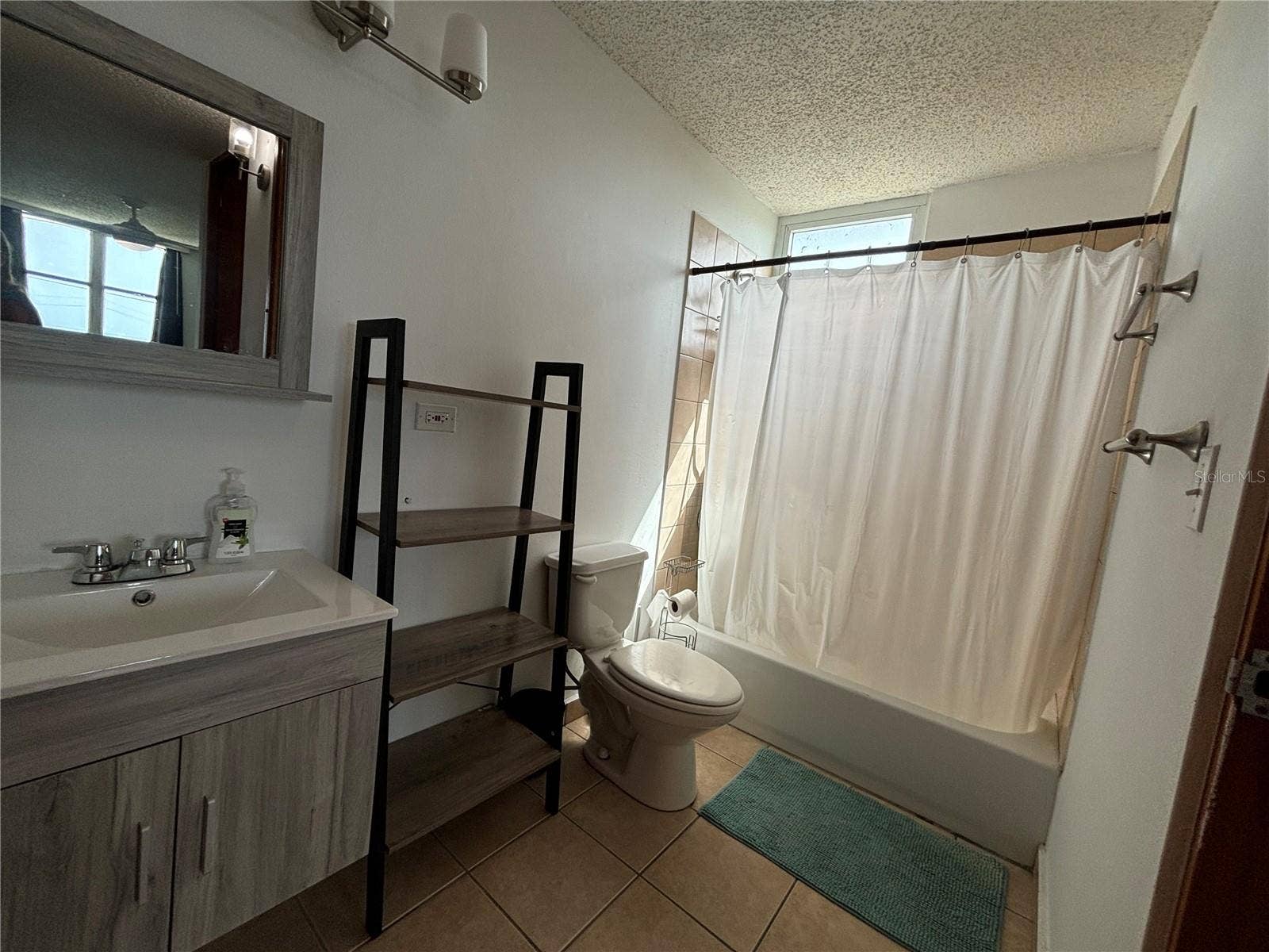 301-C CALLE FRANCISCO CAMACHO, #301, Isabela, PR 00662 301-C CALLE FRANCISCO CAMACHO, #301, Isabela, PR 00662