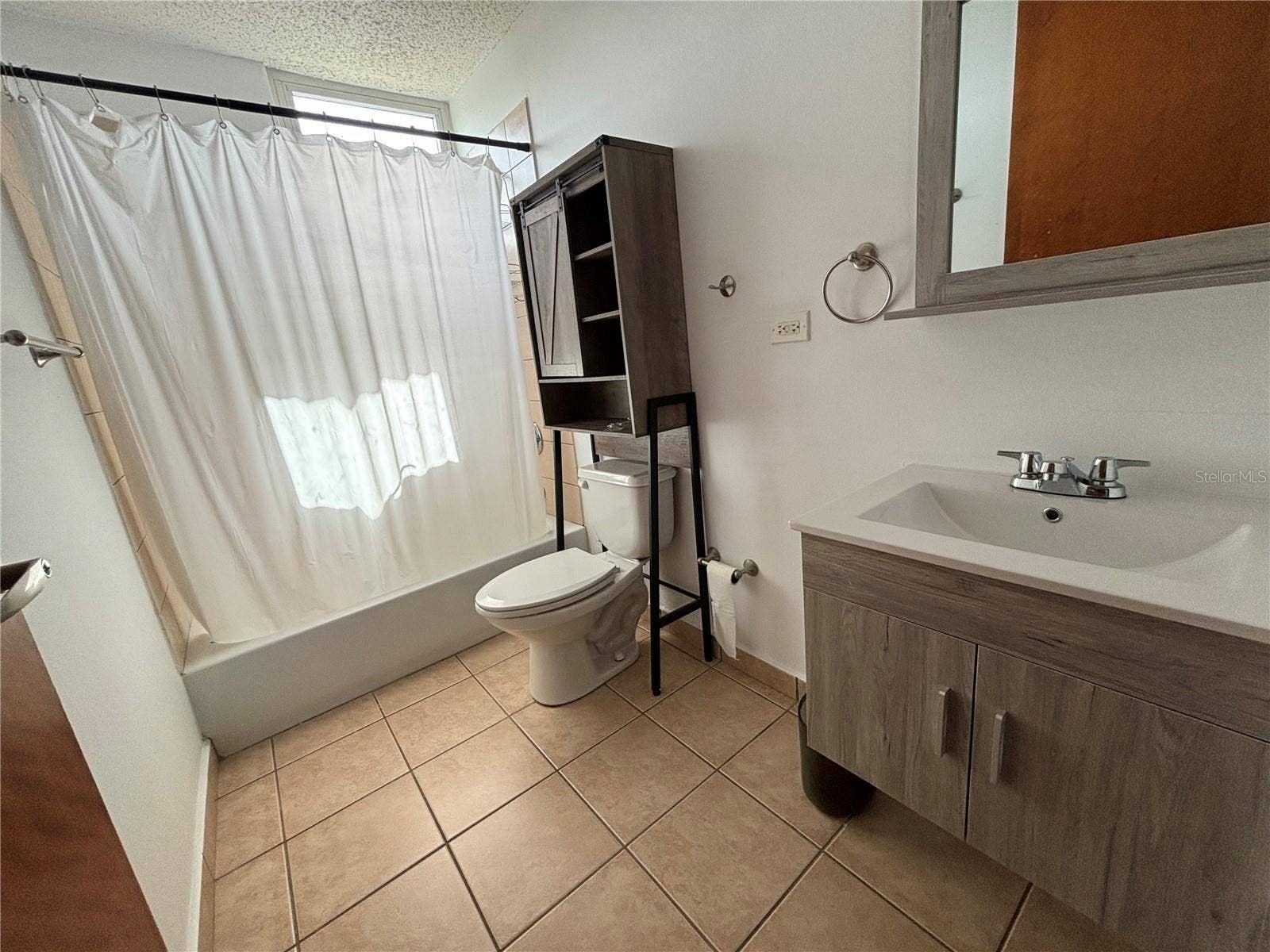 301-C CALLE FRANCISCO CAMACHO, #301, Isabela, PR 00662 301-C CALLE FRANCISCO CAMACHO, #301, Isabela, PR 00662