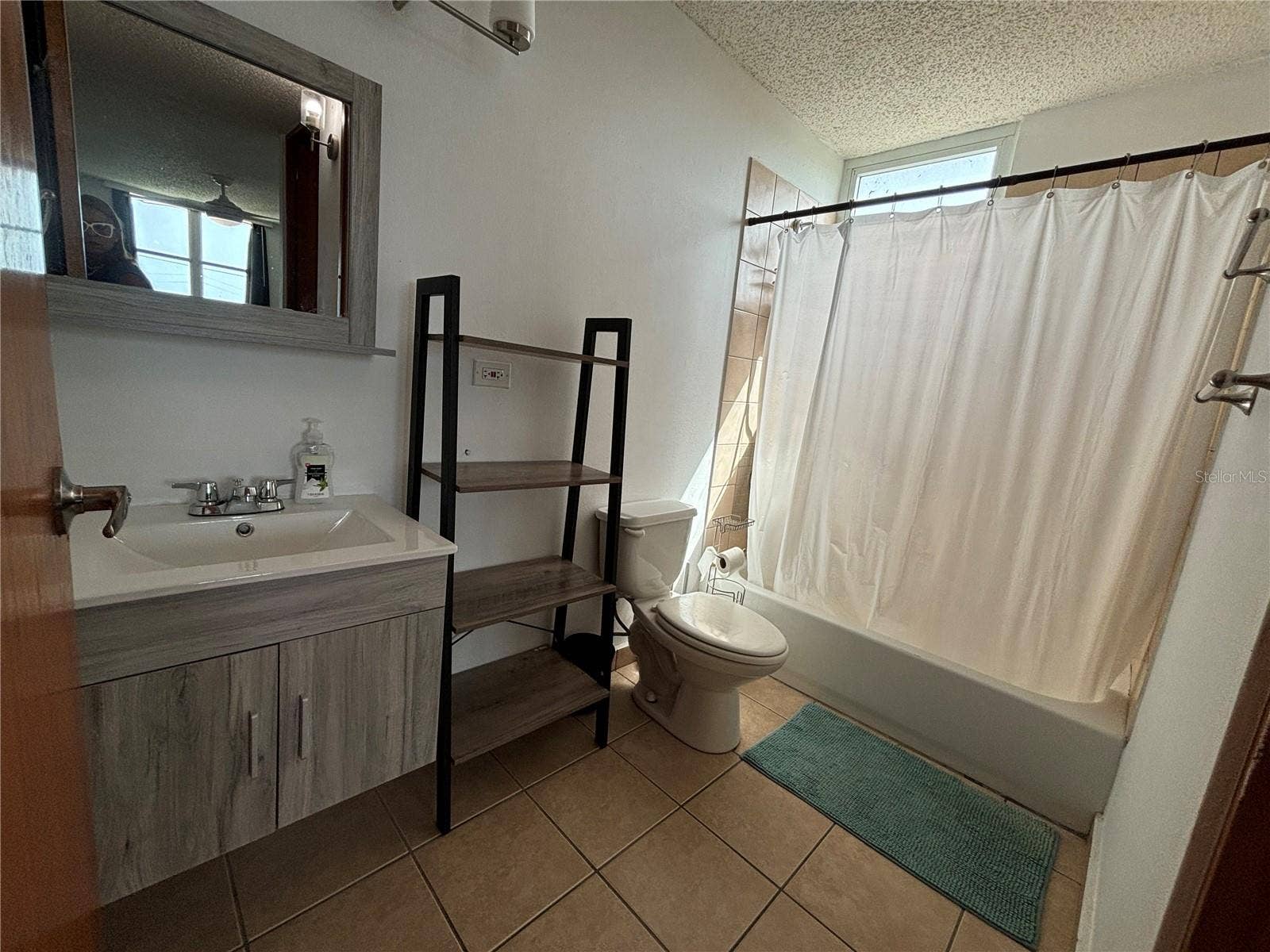 301-C CALLE FRANCISCO CAMACHO, #301, Isabela, PR 00662 301-C CALLE FRANCISCO CAMACHO, #301, Isabela, PR 00662