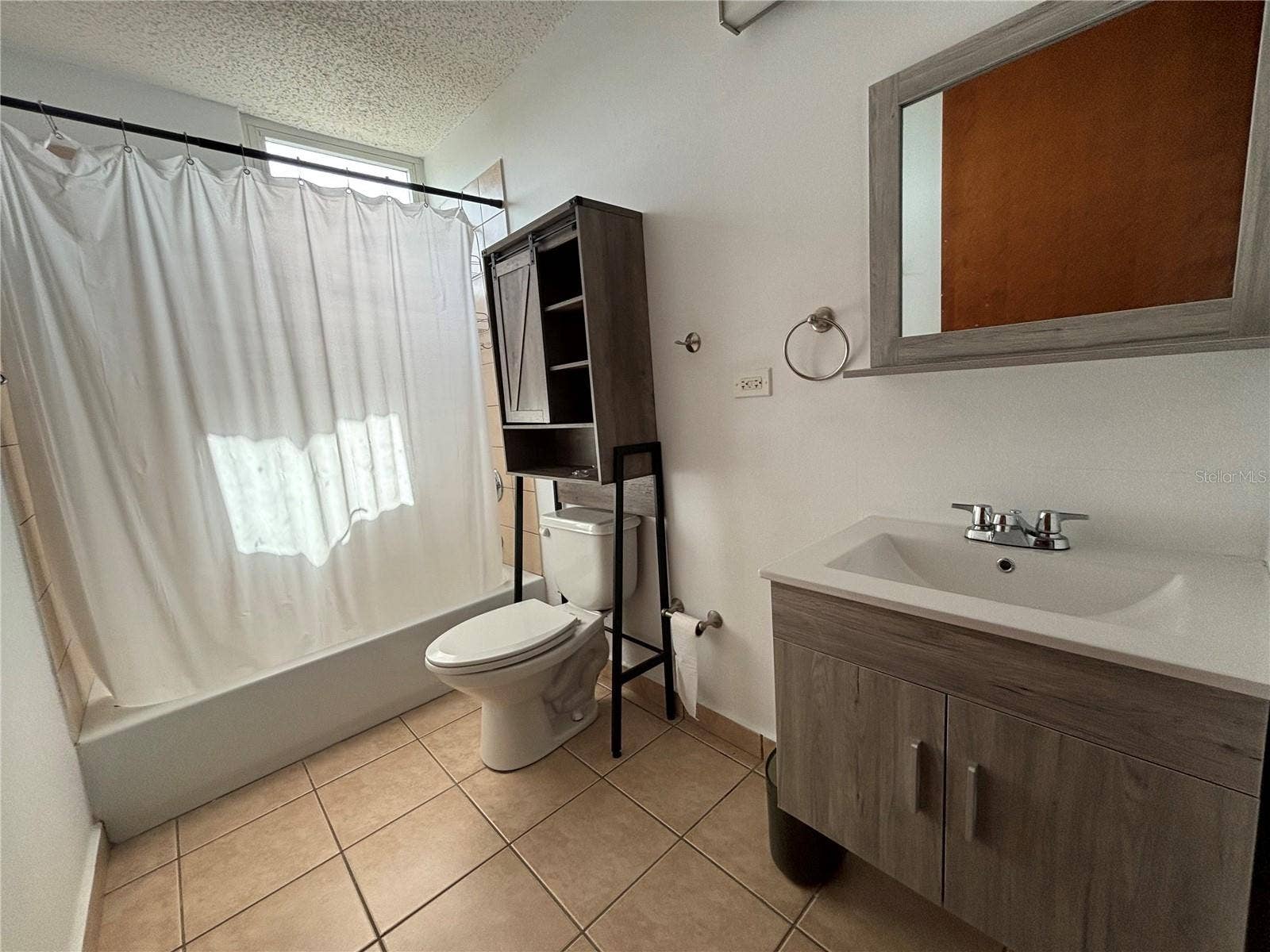 301-C CALLE FRANCISCO CAMACHO, #301, Isabela, PR 00662 301-C CALLE FRANCISCO CAMACHO, #301, Isabela, PR 00662