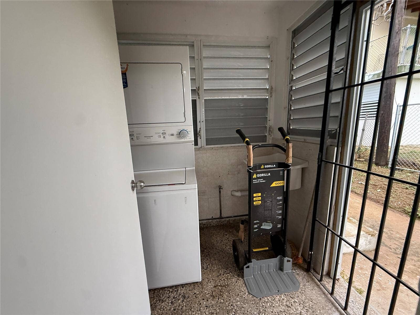 SR-122 km 1.1 CALLE K URB RIVERSIDE, #M-1, San German, PR 00683 Urb Riverside Calle K BLQ M-1 San German PR 00683