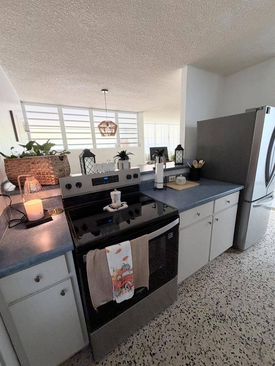 22 E-14, Luquillo, PR 00773 22 E-14, Luquillo, PR 00773
