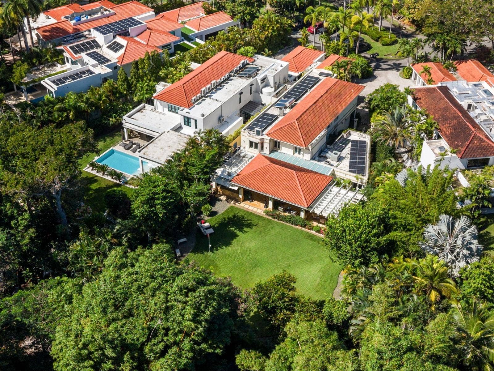 61 FOREST HILLS, Dorado, PR 00646 61 FOREST HILLS, Dorado, PR 00646
