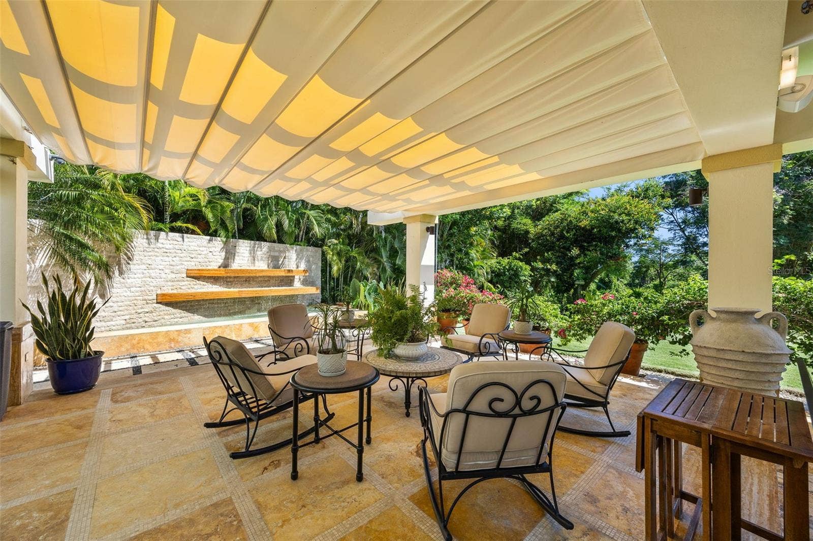 61 FOREST HILLS, Dorado, PR 00646 61 FOREST HILLS, Dorado, PR 00646