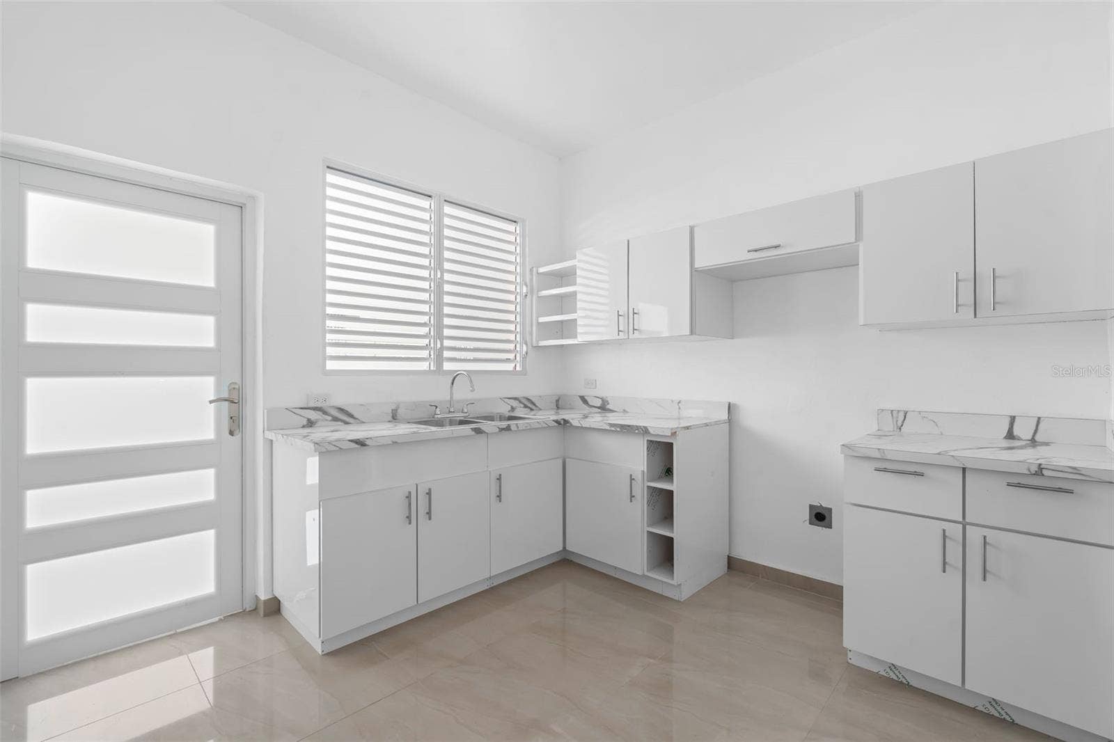 2018 MAGNOLIA, San Juan, PR 00915 2018 MAGNOLIA, San Juan, PR 00915