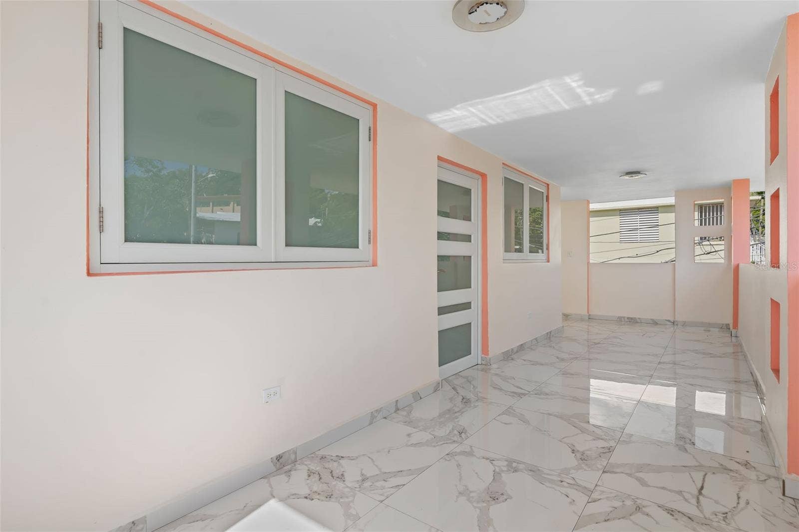 2018 MAGNOLIA, San Juan, PR 00915 2018 MAGNOLIA, San Juan, PR 00915