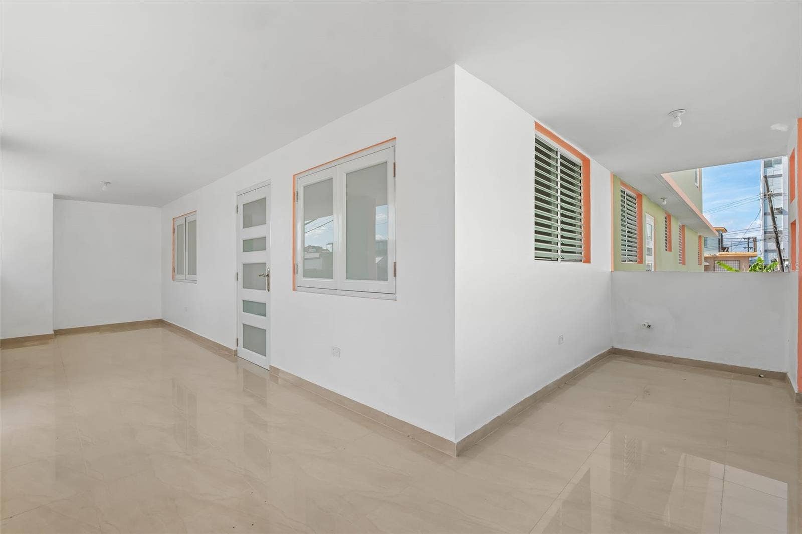 2018 MAGNOLIA, San Juan, PR 00915 2018 MAGNOLIA, San Juan, PR 00915