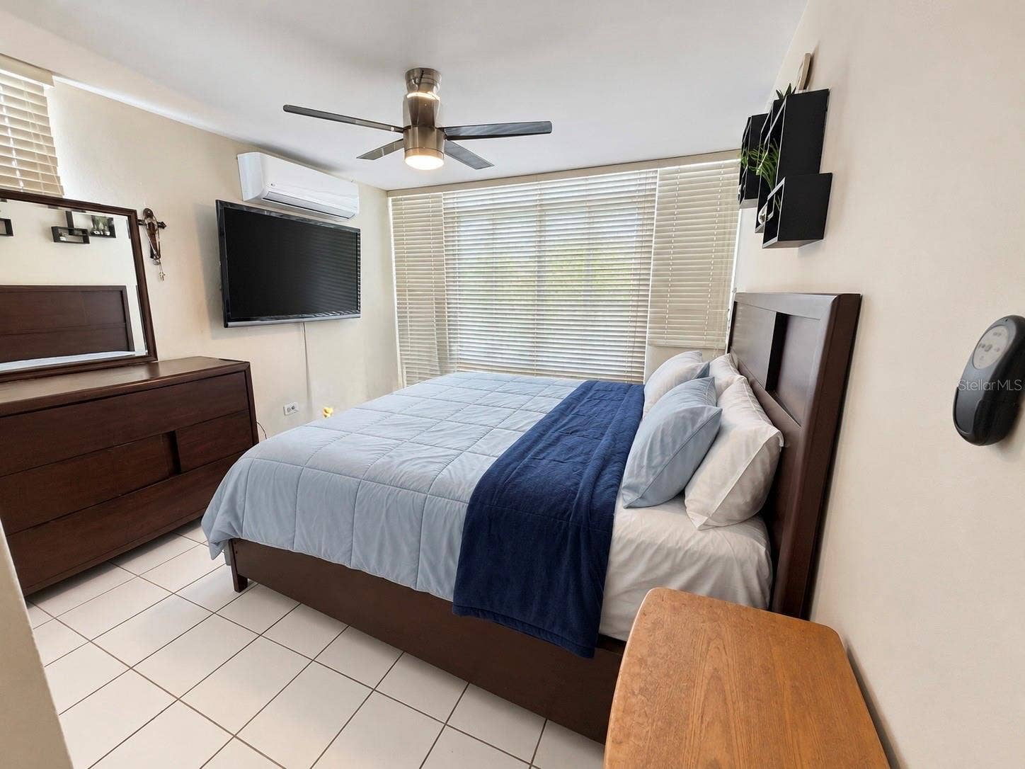 428 JARDIN HABANA, Toa Alta, PR 00953 428 JARDIN HABANA, Toa Alta, PR 00953
