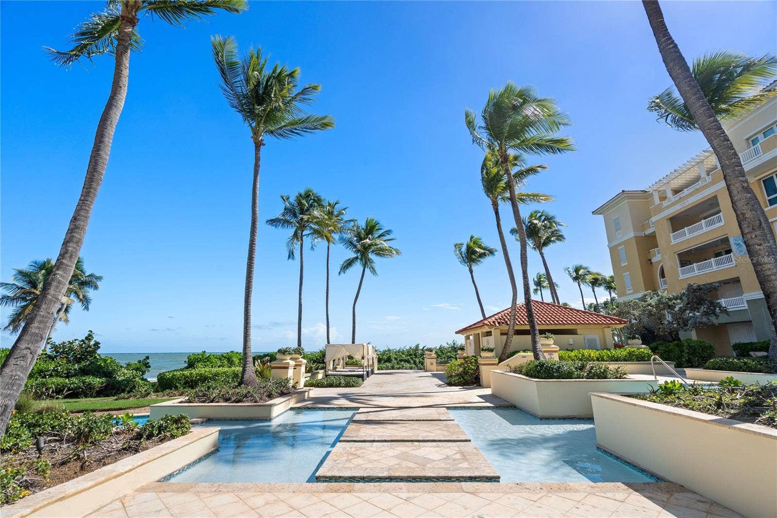 100 OCEAN DRIVE, #125, Humacao, PR 00791 Marbella Community Pool