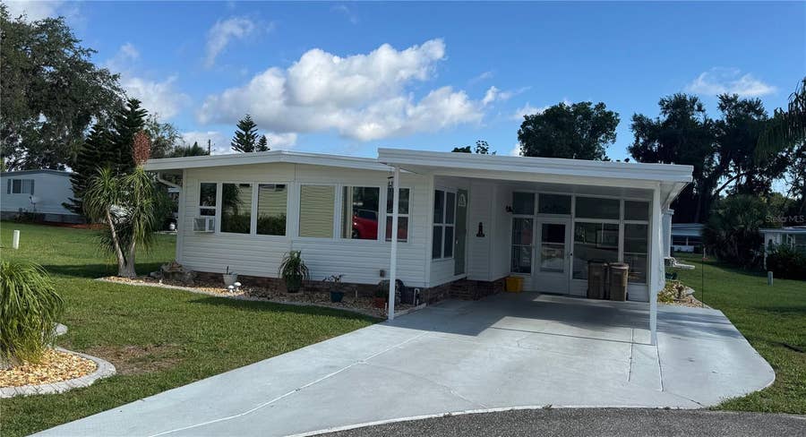 Property photo for 102 TANGELO COVE, Leesburg, FL