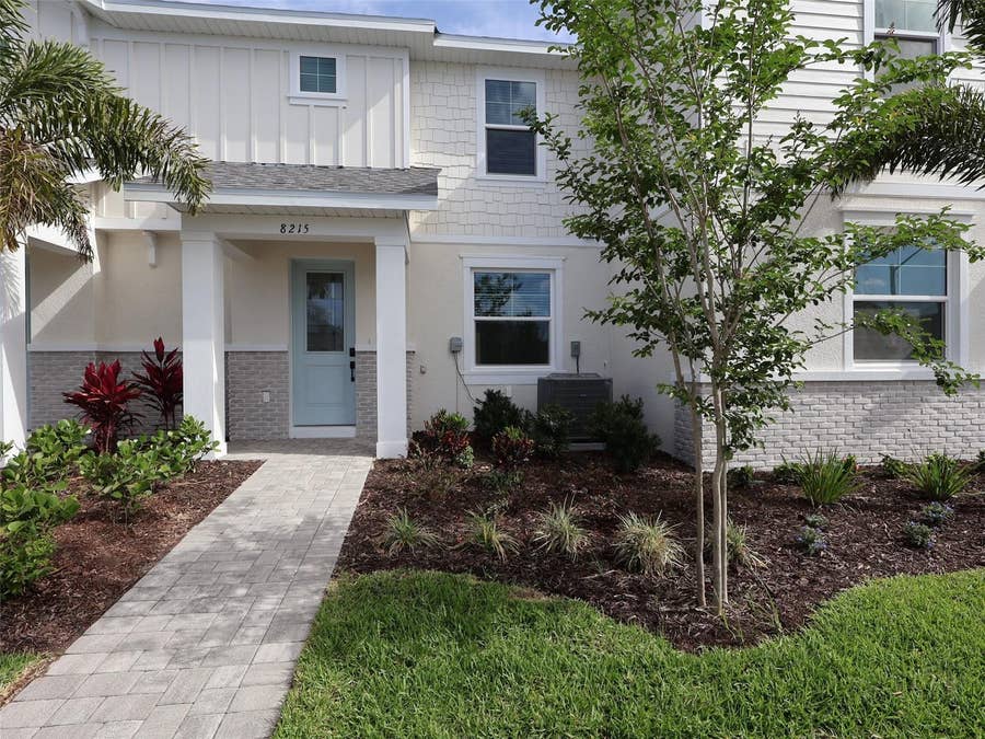 Property photo for 8215 SEAFLOWER PARKWAY, Bradenton, FL