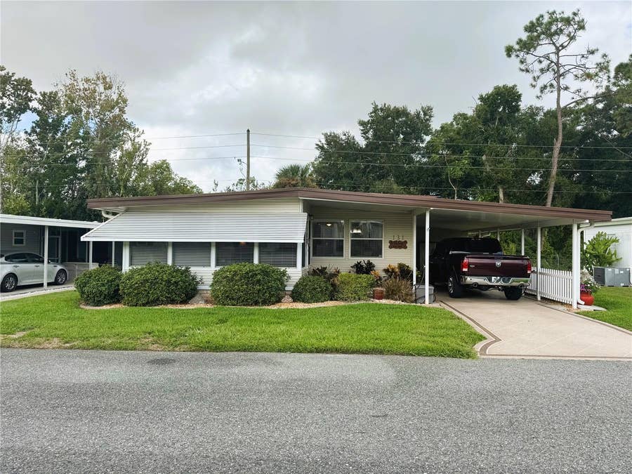 Property photo for 131 BOUGAINVILLEA DRIVE, Leesburg, FL