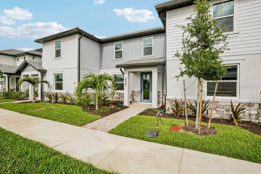 Property photo for 17817 BROADLEAF LOOP, Venice, FL
