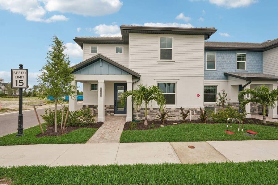 Property photo for 17841 BROADLEAF LOOP, Venice, FL