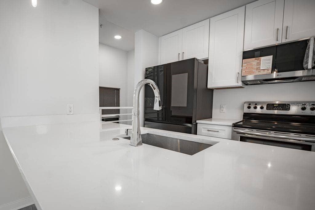 460 E JACKSON STREET, #2, Orlando, FL 32801