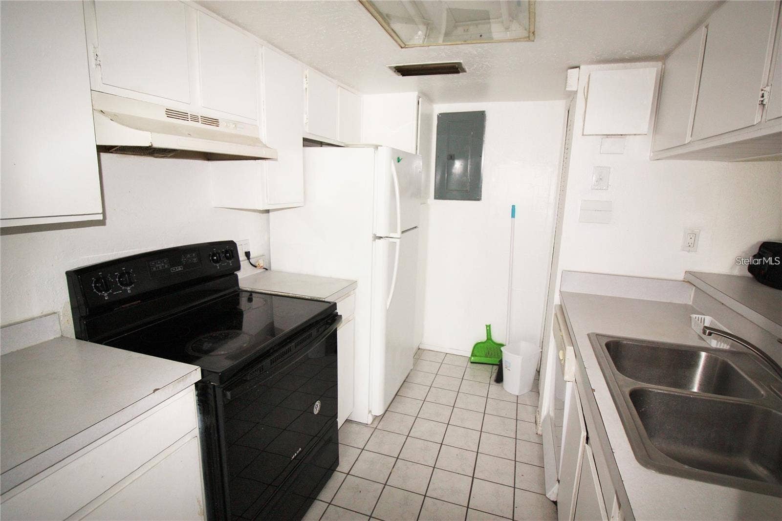 2117 LYME BAY DRIVE, #604, Orlando, FL 32839 2117 LYME BAY DRIVE, #604, Orlando, FL 32839