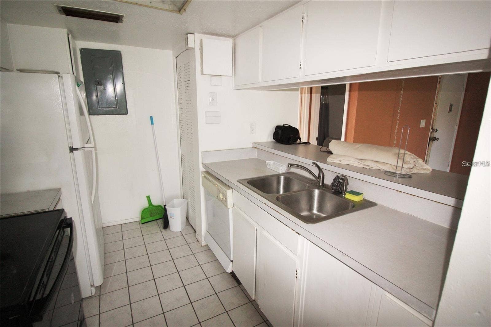 2117 LYME BAY DRIVE, #604, Orlando, FL 32839 2117 LYME BAY DRIVE, #604, Orlando, FL 32839