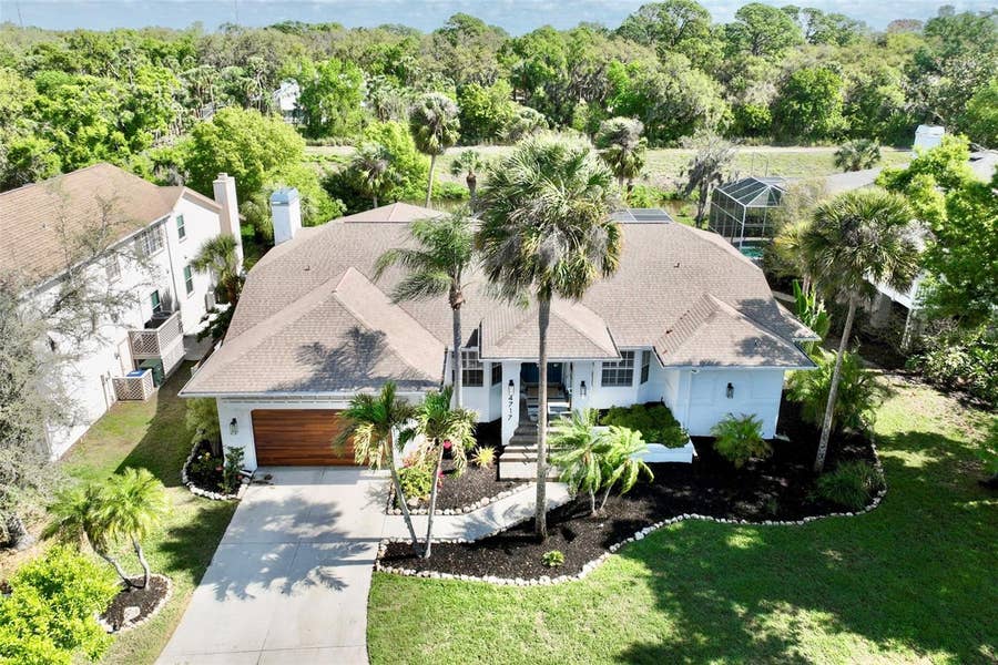 Property photo for 4717 E TRAILS DRIVE, Sarasota, FL