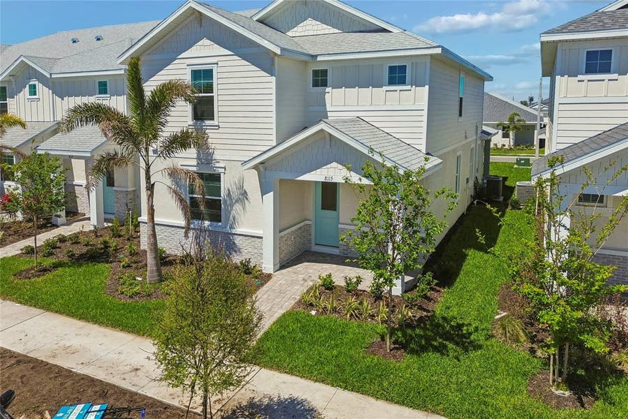 Property photo for 8115 SEAFLOWER PARKWAY, Bradenton, FL
