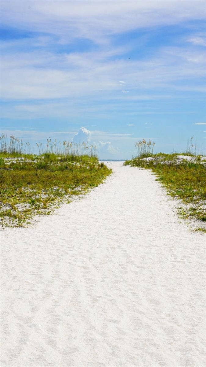 10200 GULF BOULEVARD, Treasure Island, FL 33706 10200 GULF BOULEVARD, Treasure Island, FL 33706
