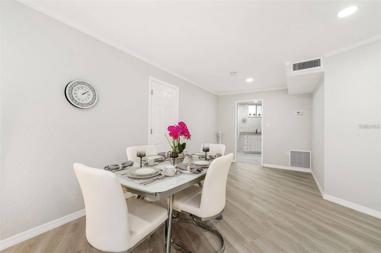 700 MELROSE AVENUE, #J24, Winter Park, FL 32789 700 MELROSE AVENUE, #J24, Winter Park, FL 32789