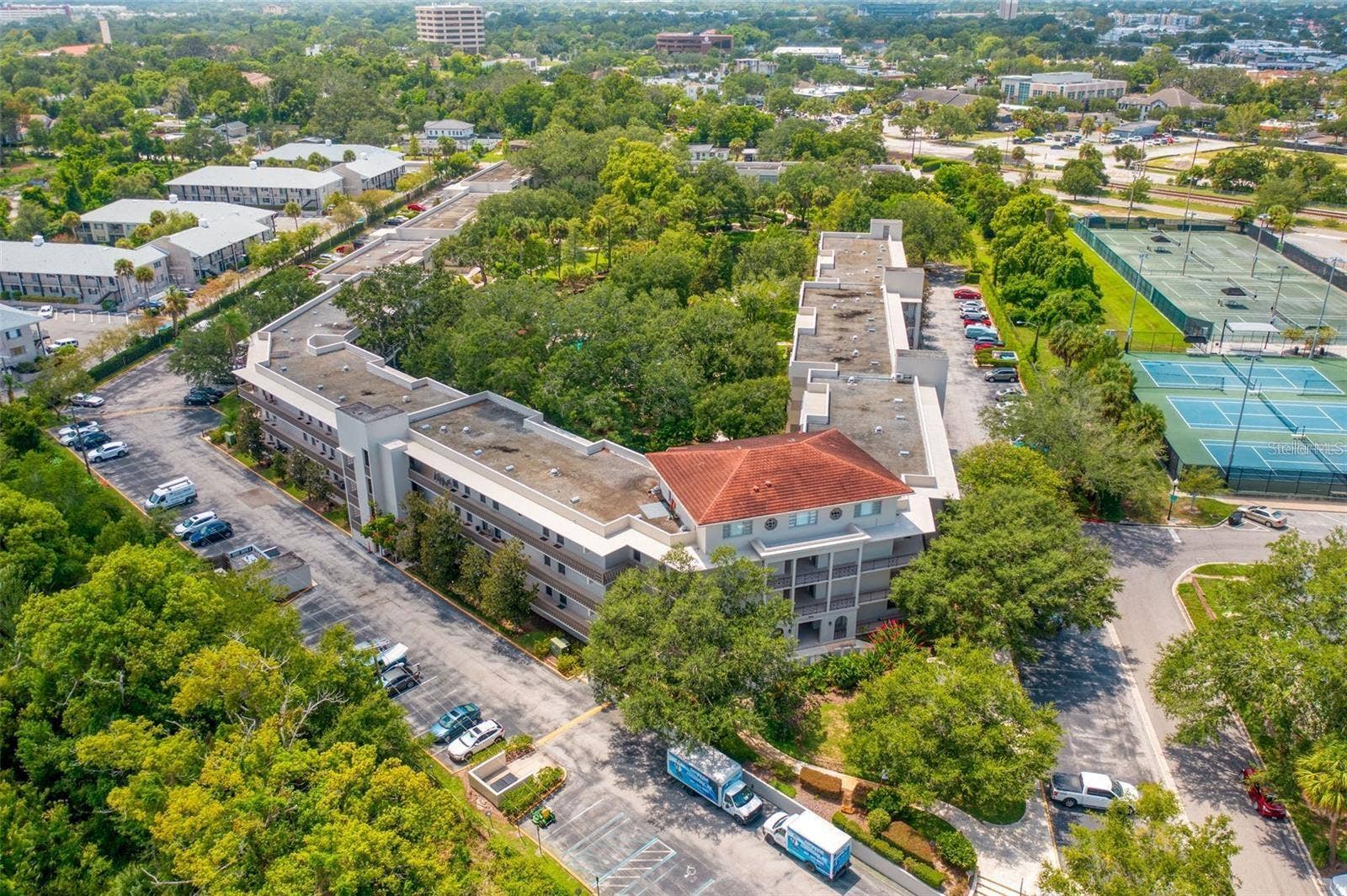 700 MELROSE AVENUE, #J24, Winter Park, FL 32789 700 MELROSE AVENUE, #J24, Winter Park, FL 32789