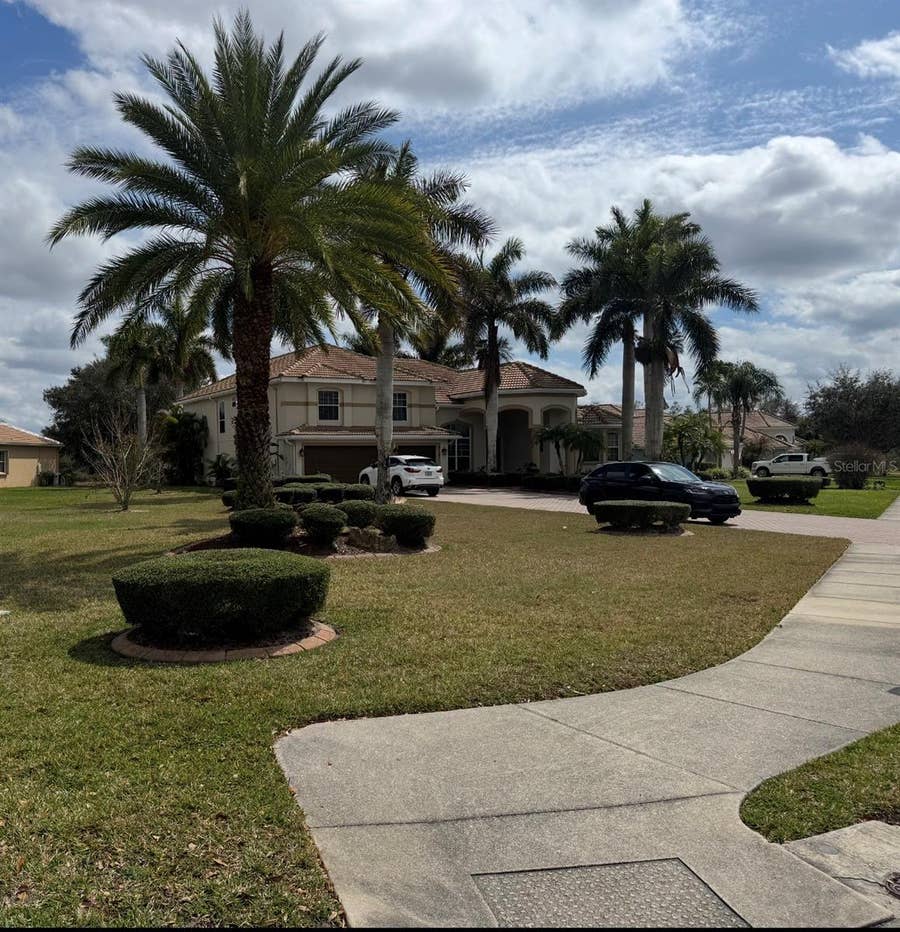 Property photo for 317 COUNTRY MEADOWS WAY, Bradenton, FL