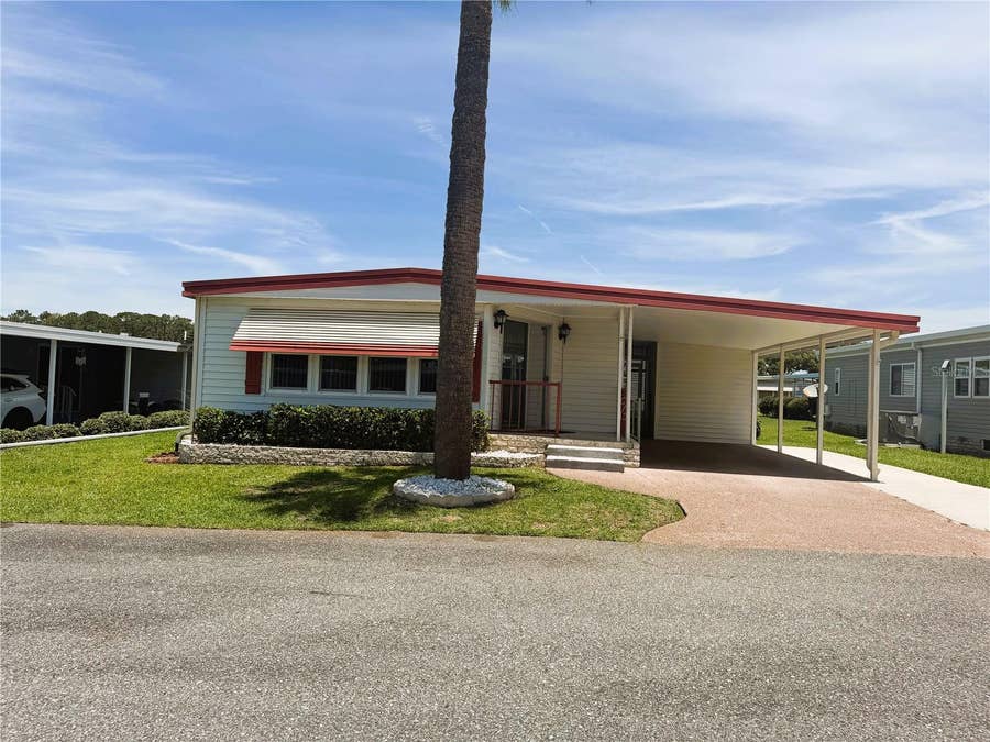 Property photo for 101 MARIGOLD STREET, Leesburg, FL