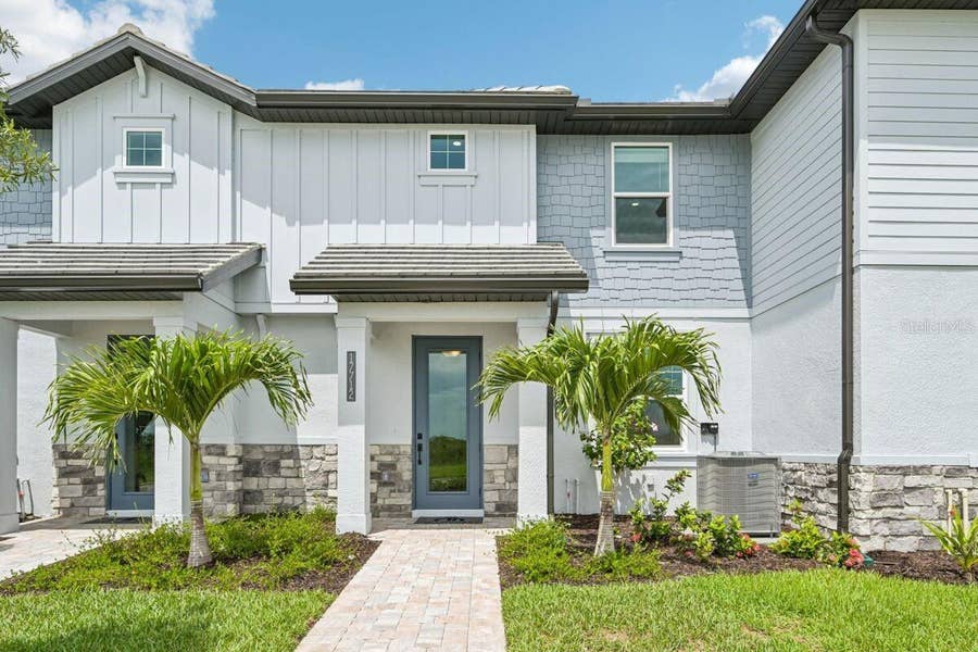 Property photo for 17712 BROADLEAF LOOP, Venice, FL