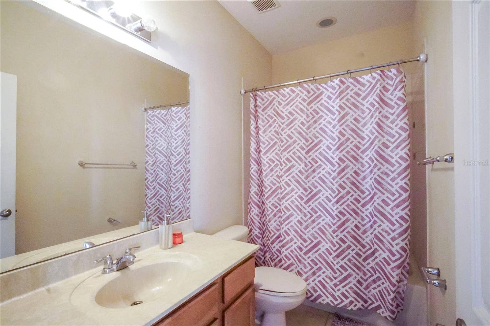 2925 AQUA VIRGO LOOP, #25, Orlando, FL 32837 2925 AQUA VIRGO LOOP, #25, Orlando, FL 32837