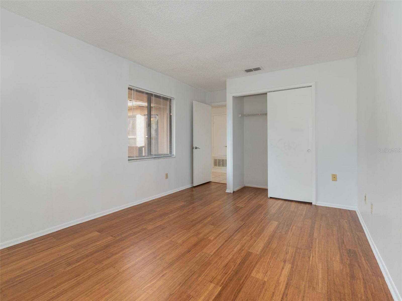 7654 SUGAR BEND DR DRIVE, #7654, Orlando, FL 32819 7654 SUGAR BEND DR DRIVE, #7654, Orlando, FL 32819