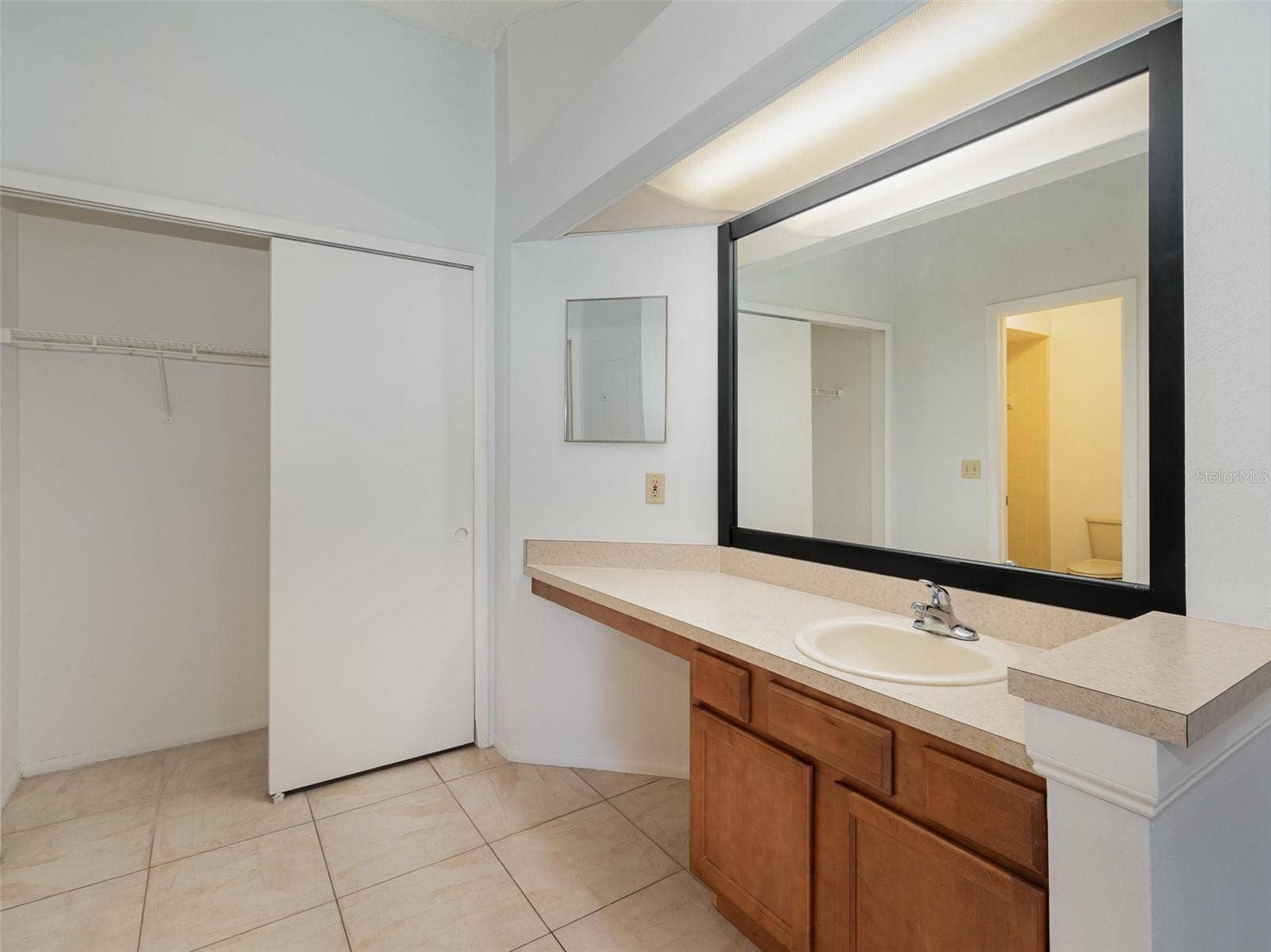 7654 SUGAR BEND DR DRIVE, #7654, Orlando, FL 32819 7654 SUGAR BEND DR DRIVE, #7654, Orlando, FL 32819