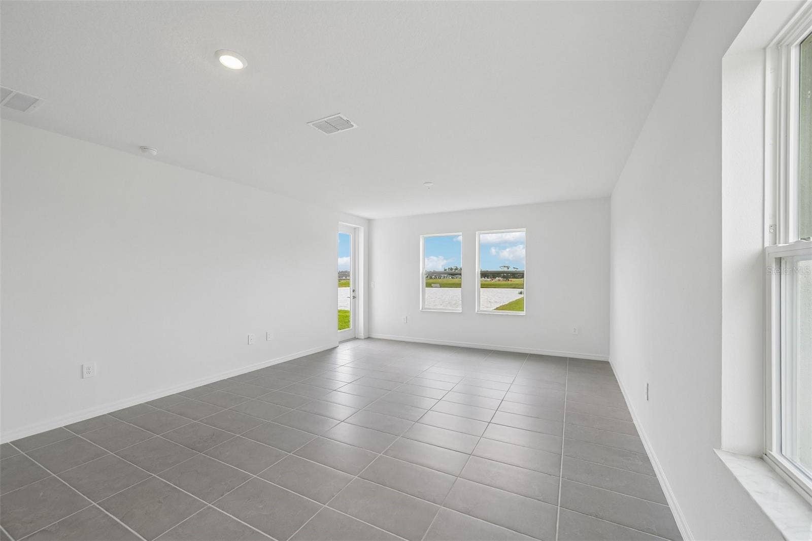 9014 OPTIMIST WAY, Palmetto, FL 34221 9014 OPTIMIST WAY, Palmetto, FL 34221