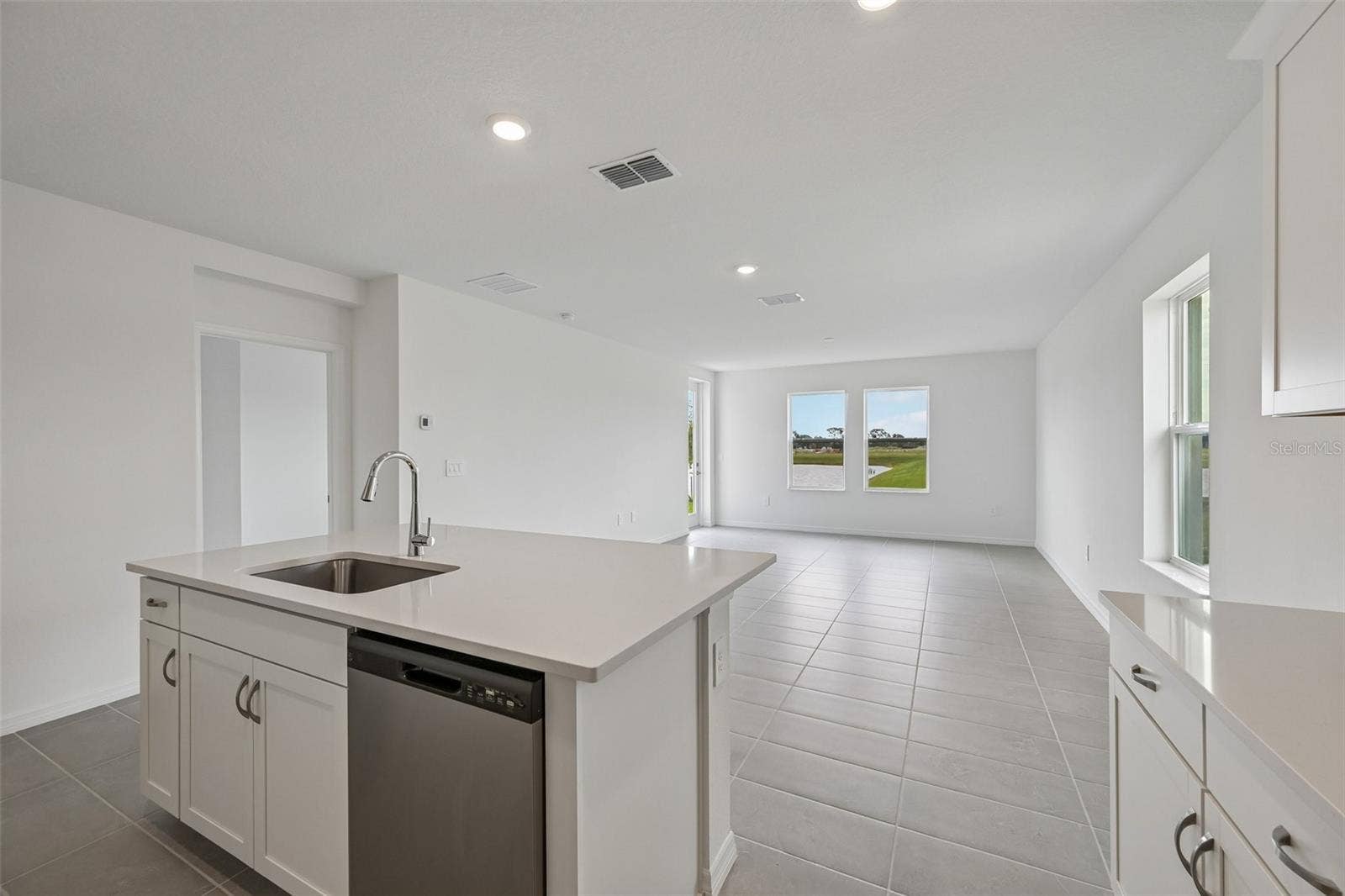 9014 OPTIMIST WAY, Palmetto, FL 34221 9014 OPTIMIST WAY, Palmetto, FL 34221