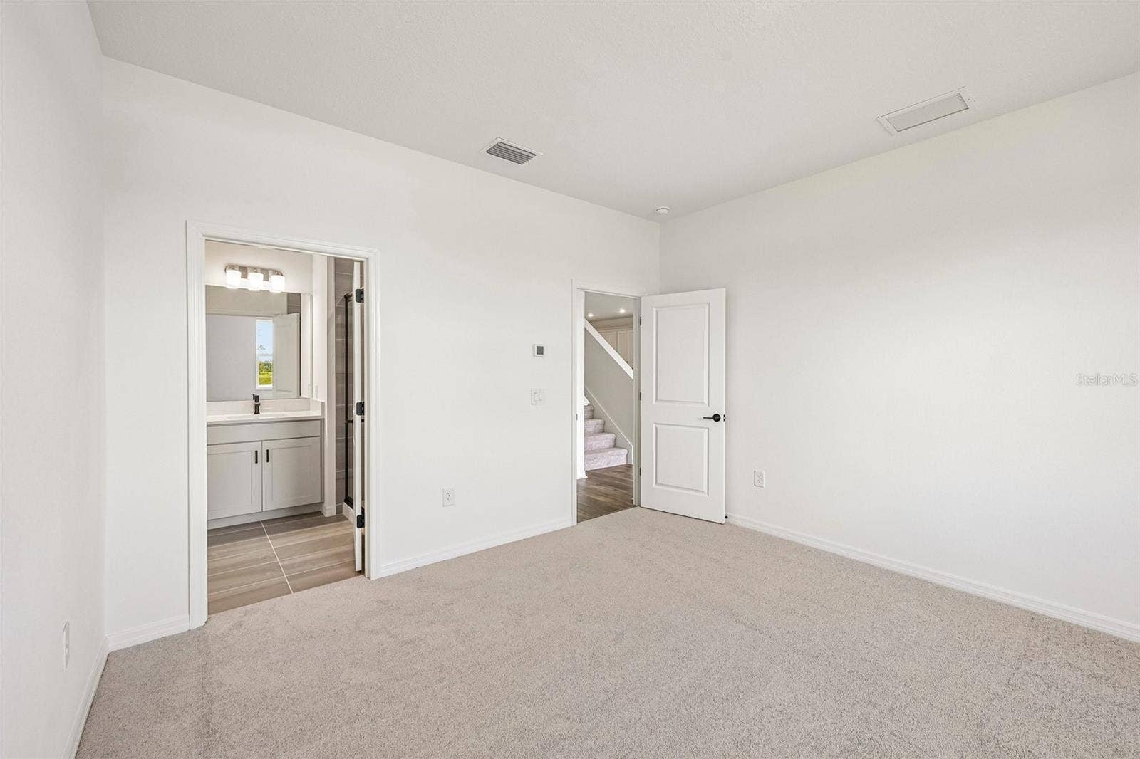 8724 CANARD COVE, Palmetto, FL 34221 8724 CANARD COVE, Palmetto, FL 34221
