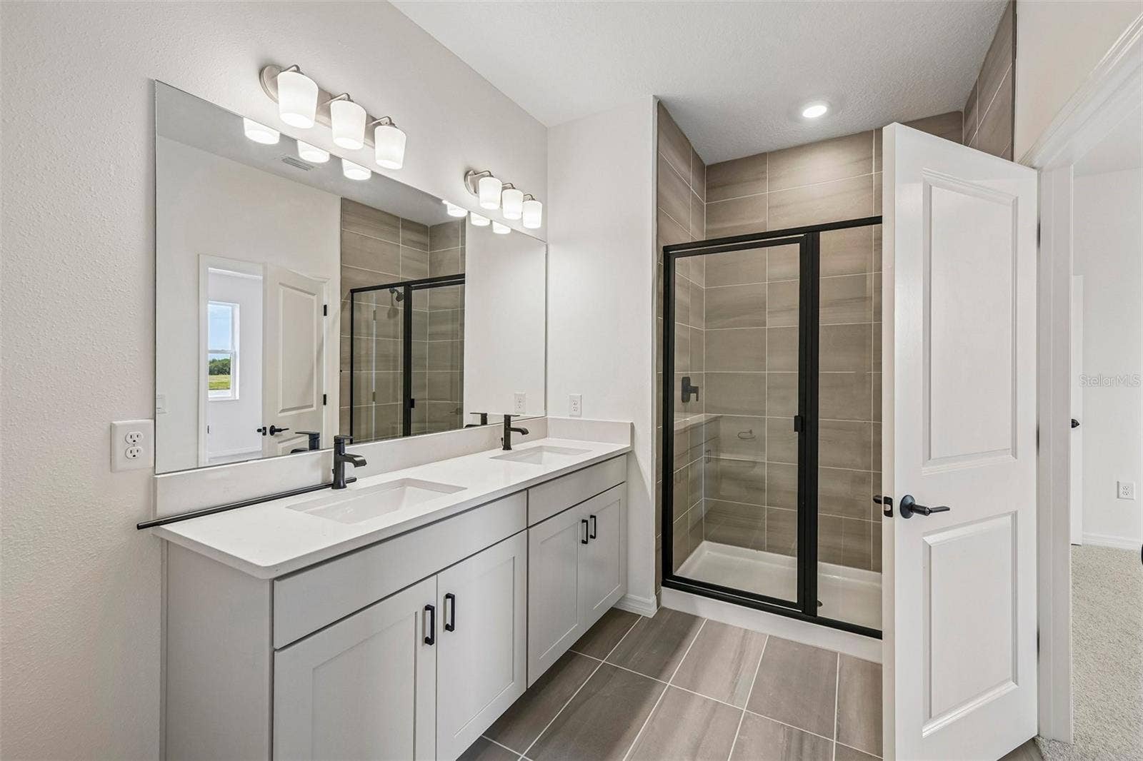 8724 CANARD COVE, Palmetto, FL 34221 8724 CANARD COVE, Palmetto, FL 34221