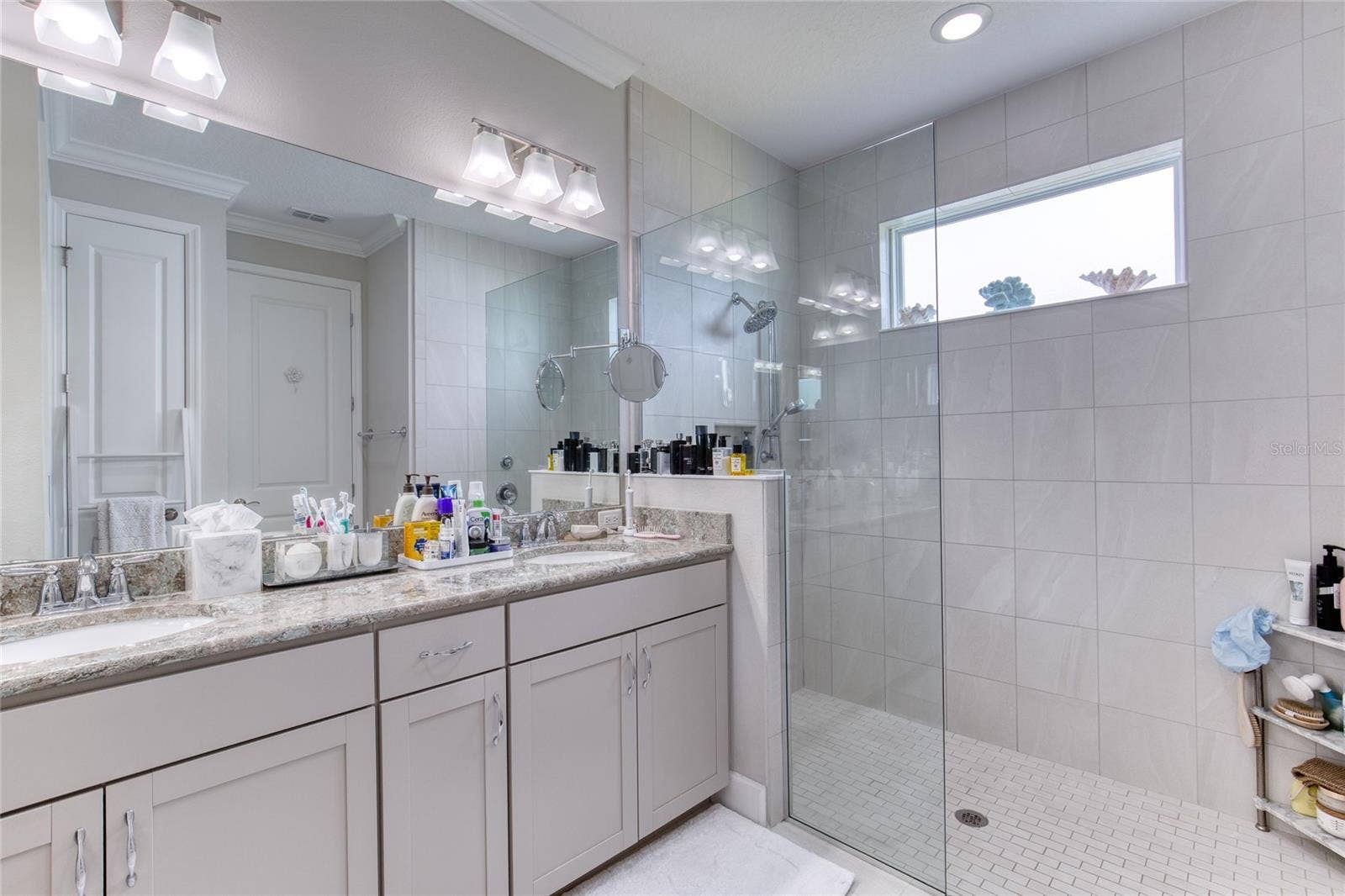 422 CORAL REEF WAY, Daytona Beach, FL 32124 422 CORAL REEF WAY, Daytona Beach, FL 32124