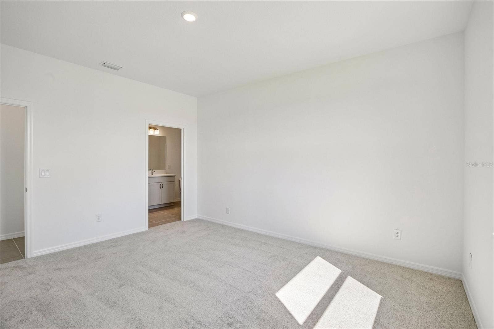 13740 BERTRAND AVENUE, Palmetto, FL 34221 13740 BERTRAND AVENUE, Palmetto, FL 34221